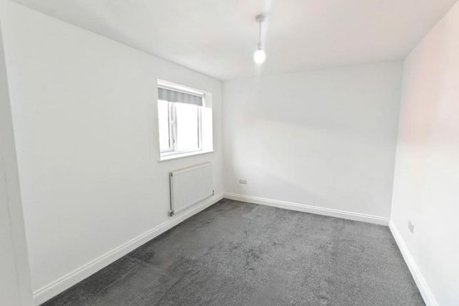 Flat 2 Aviary Gate, 119 Castle View, Sunderland, Sunderland photo 5
