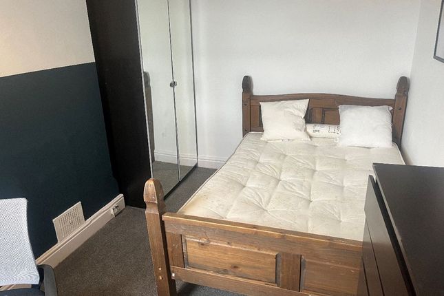 Room to rent in Birrell Road, Forest Fields, Nottingham