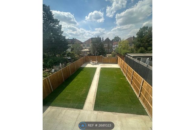 St James Road, Sutton photo 3
