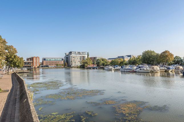 Flat for sale in One The Brayford, Brayford Wharf North, Lincoln, Lincolnshire