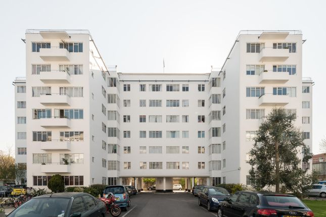 Flat 203, Pullman Court, Kersfield Road photo 3