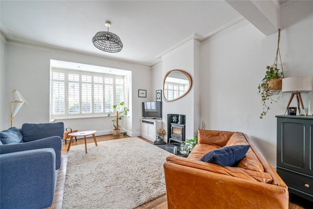 76, Walton Road, East Molesey photo 2