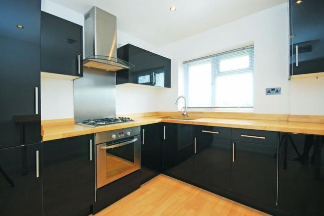 Maisonette for sale in Sunny Way, North Finchley