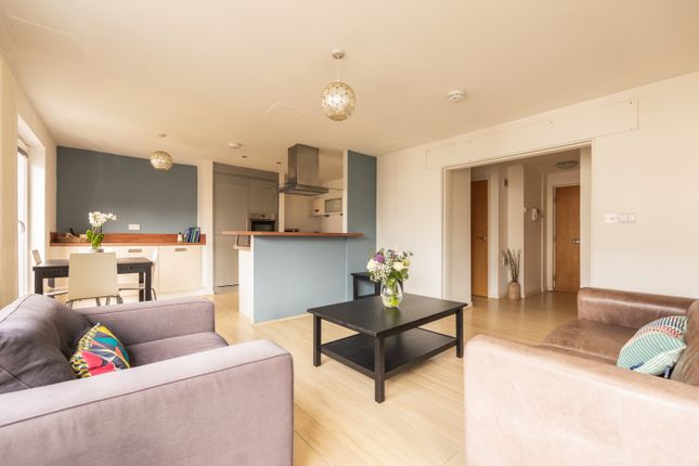8/15, East Pilton Farm Avenue, Edinburgh photo 2