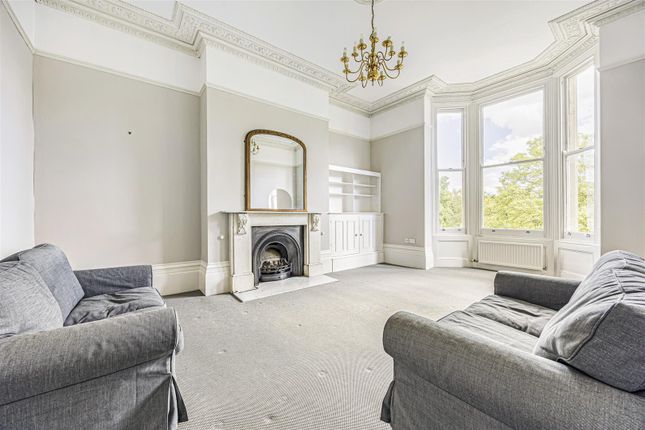 Flat 3, 7, Wellington Square, Cheltenham photo 2