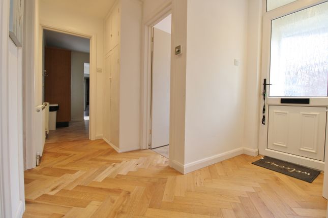 18, Seafield Road, Fareham photo 4