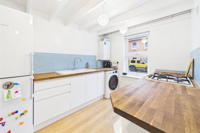 88, Roman Road, Gloucestershire photo 2