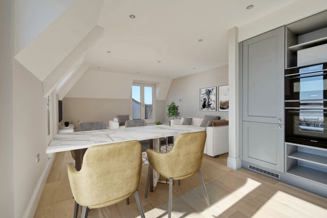 18 The Grand Apartments, Leigh-On-Sea photo 4