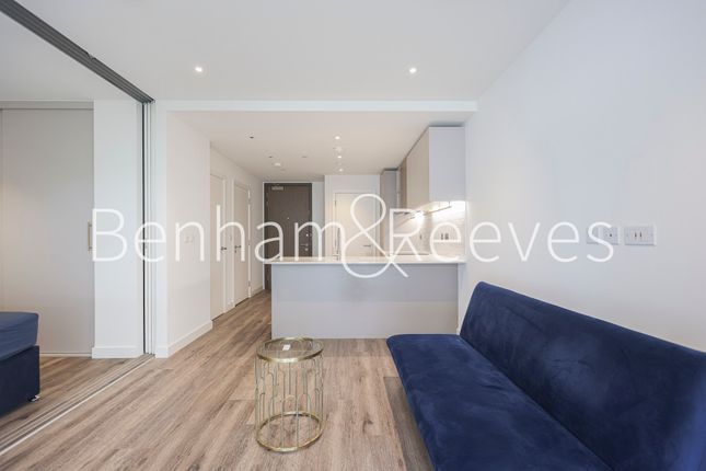 Thumbnail Flat to rent in Brook Road, Highgate
