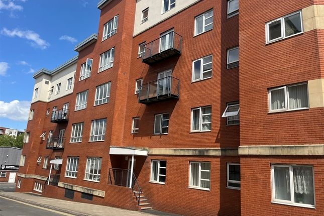 2-bed flat on Apartment 303, 2, Townsend Way, BIRMINGHAM, £110,000