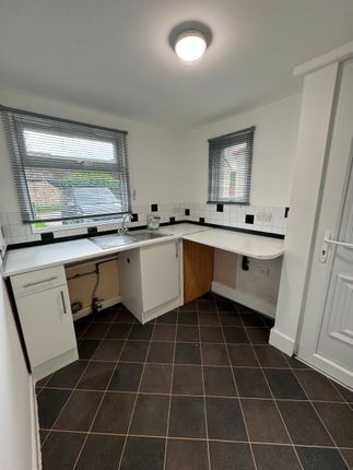 Semi-detached house to rent in High Street, Campsall, Doncaster