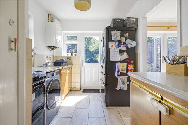 25, Homefield Close, Kent photo 4