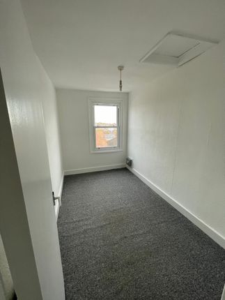 Thumbnail Flat to rent in Prospect Road, Broadstairs