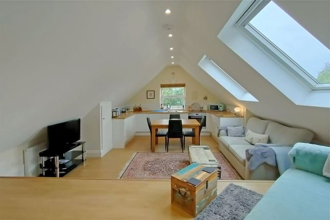 Flat 5, Hatton House, Bepton Road, Midhurst photo 5