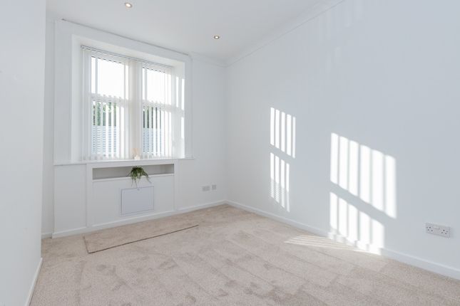 4, Duntreath Terrace, Kilsyth photo 2