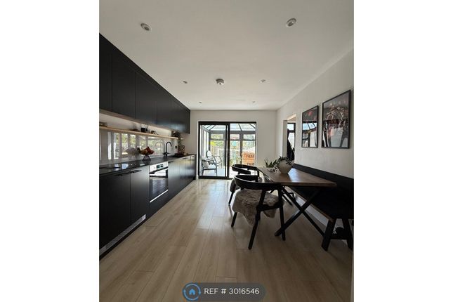Bassetts Way, Locksbottom Farnborough, Orpington photo 3