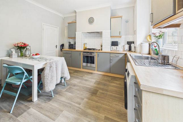 24, Scarsdale Road, Dronfield photo 4
