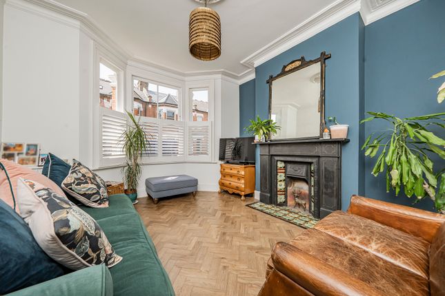 31, Mafeking Avenue, Brentford photo 4