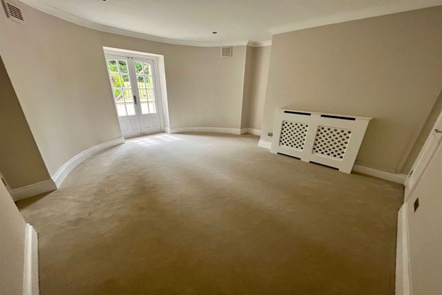 Flat 3, Lane Court, Manchester photo 4
