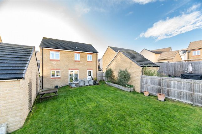 6, Briggs Way, West Yorkshire photo 2