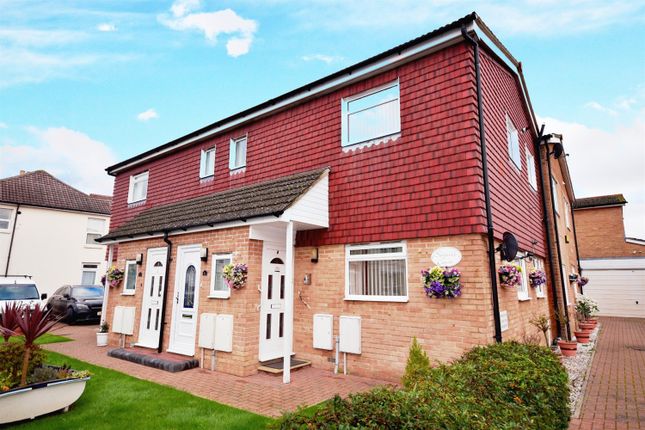 Thumbnail Flat to rent in Seagull Court, North Street, Emsworth