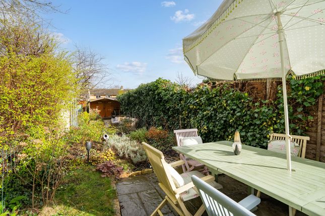 Terraced house for sale in Union Lane, Cambridge