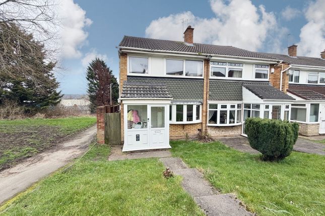 3-bed house on 26, Blakeley Walk, Dudley, £225,000