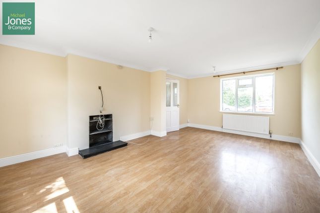 24, Jupps Lane, Worthing photo 2