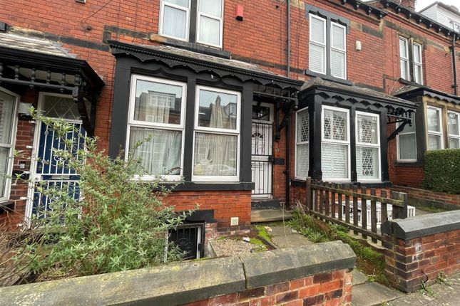 Thumbnail Terraced house to rent in Burchett Grove, Leeds, West Yorkshire