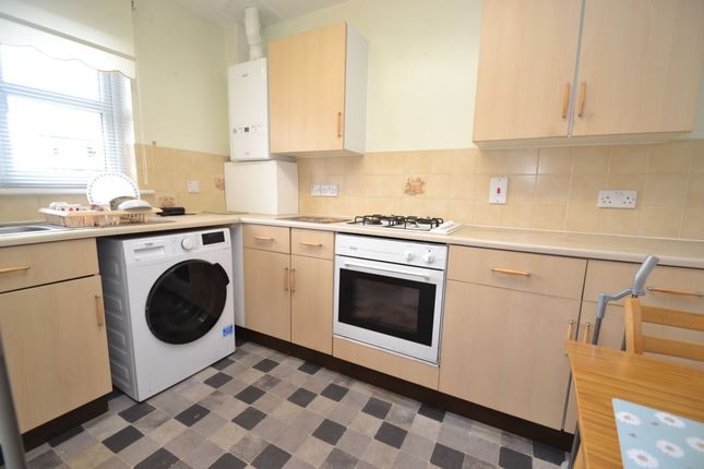 6 St. Anthonys Gardens, Wrose photo 5