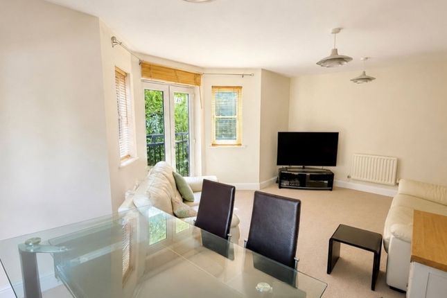 5, Griffin Court, Gillingham photo 4