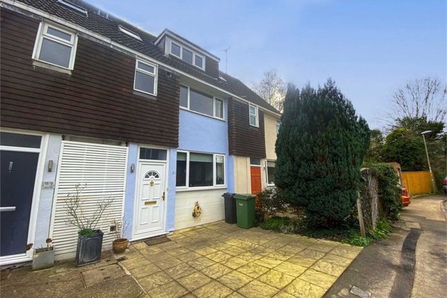 Thumbnail Terraced house to rent in Upton Close, Henley-On-Thames