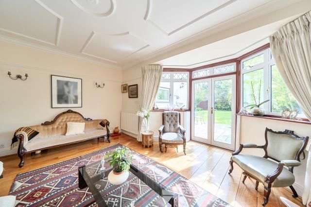2, Middleton Road, London photo 3