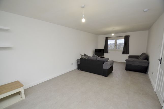 45 Glenmuir Drive, Priesthill, Glasgow photo 2