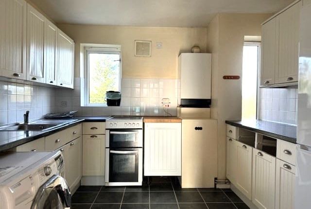 114, Francis Road, Harrow photo 3