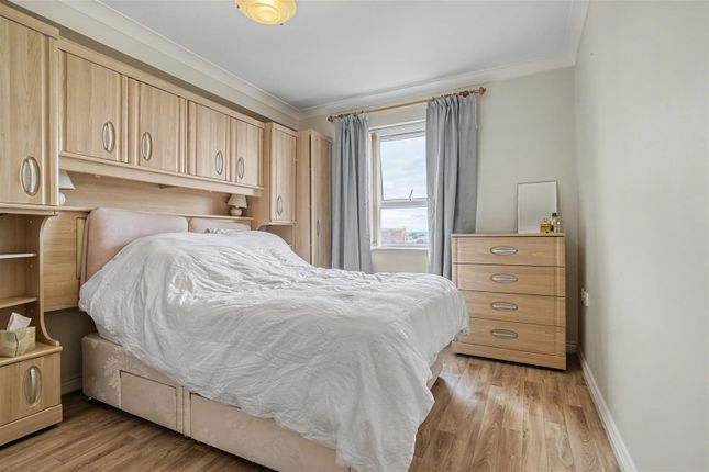 Flat 28, Reddleman House, Bath Road, Sturminster Newton photo 4