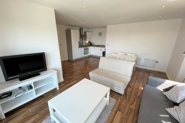 South Quay, Kings Road, Swansea photo 5