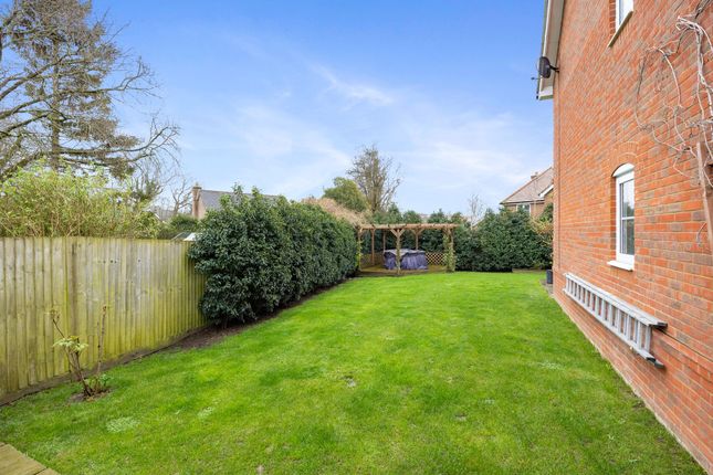 Elmswell End Storrington Road, Pulborough photo 3