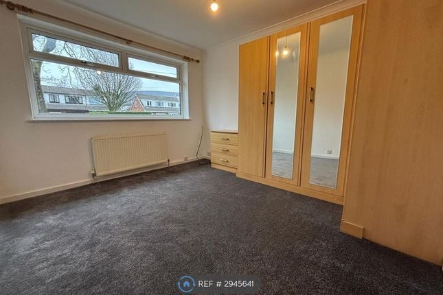 Brushes Road, Stalybridge photo 5