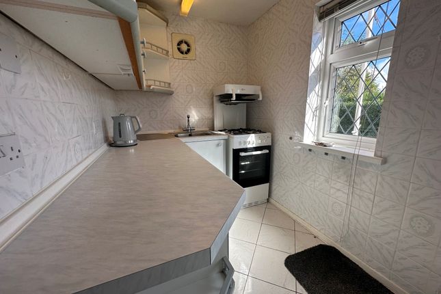 17, Abertawe photo 5