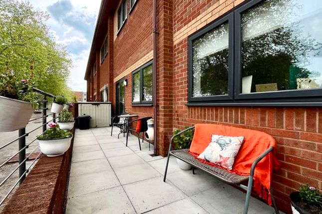 5 Chataway House, Leach Road, Chard photo 2