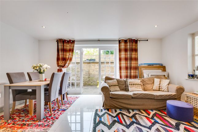 Maltings Close Barnes London Sw13 3 Bedroom Semi Detached House