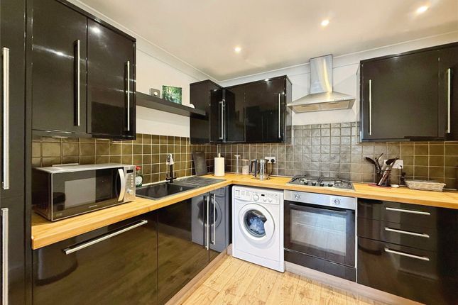 Apartment 4, Heath House 227-229,, Frimley Green Road, Camberley photo 3