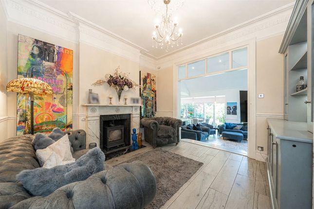 41, Oatlands Avenue, Weybridge photo 4