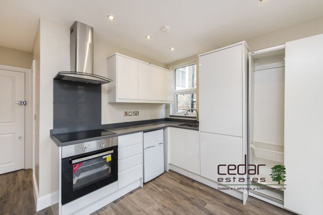Flat 3 19, Holmdale Road, London photo 4