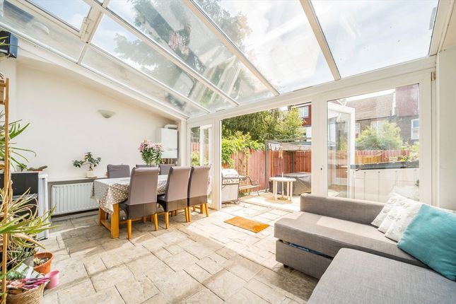 63, Drayton Gardens, London photo 4