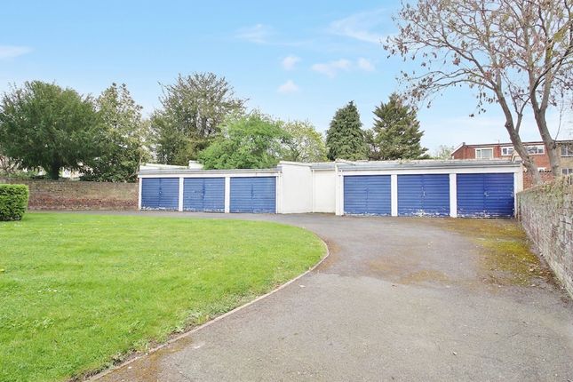 Flat 5, Bedfont Lodge, Isleworth photo 4
