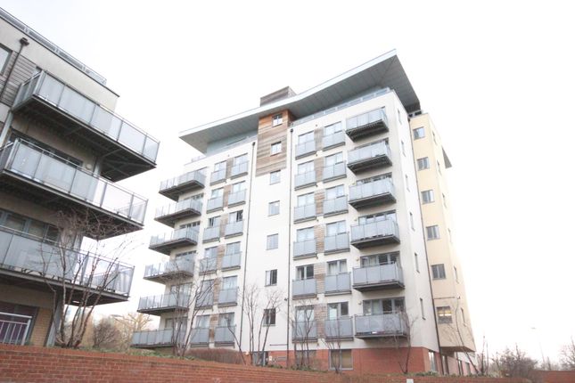 Flat for sale in Aqua House, Agate Close, London