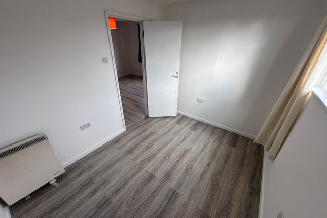 Flat 7 32, Atherley Road, Southampton photo 5