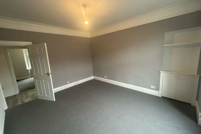 87F, Watson Street, Dundee photo 2